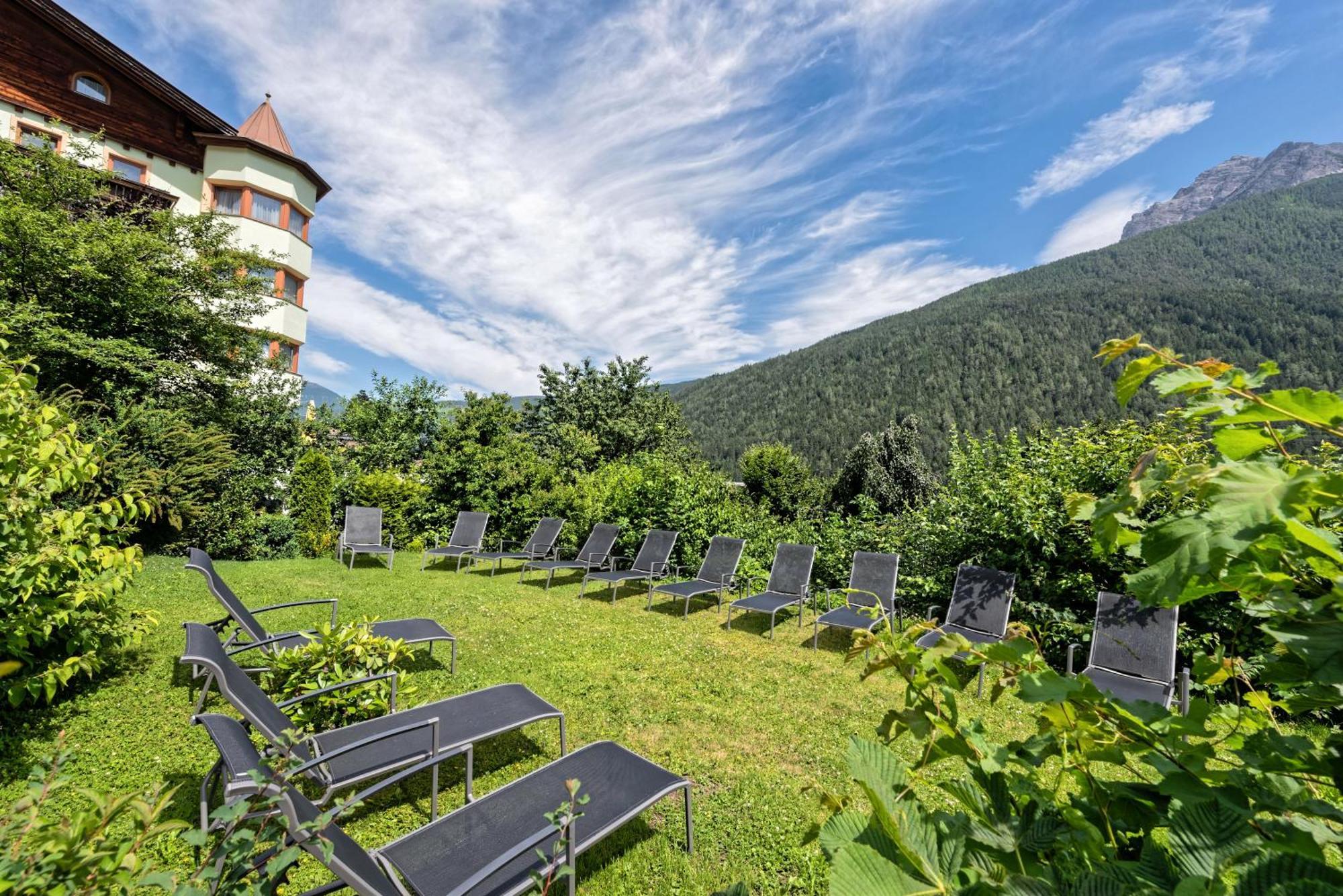 Das Posthaus Stubai&Smart Hotel Fulpmes Eksteriør bilde