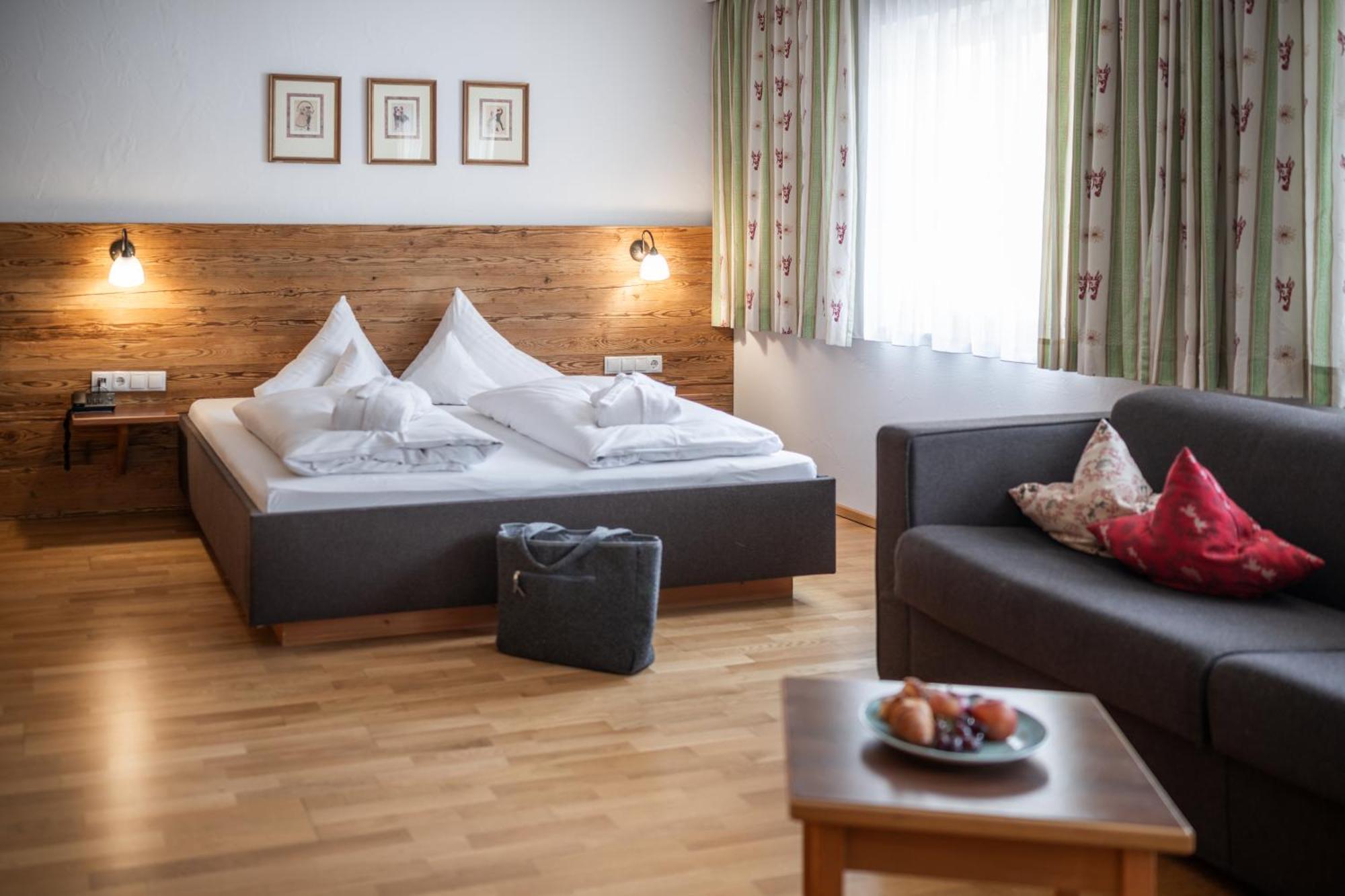 Das Posthaus Stubai&Smart Hotel Fulpmes Eksteriør bilde
