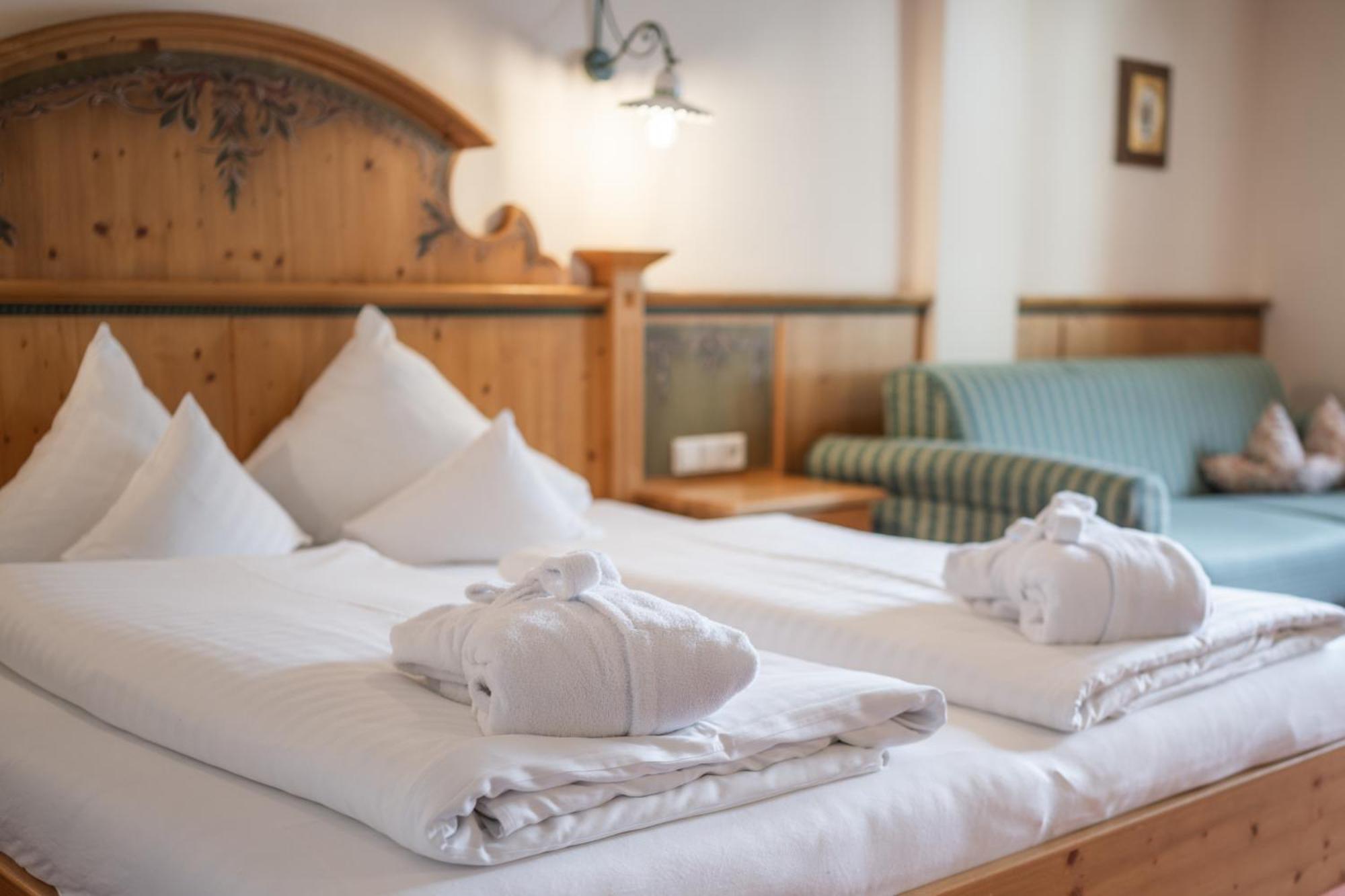 Das Posthaus Stubai&Smart Hotel Fulpmes Eksteriør bilde